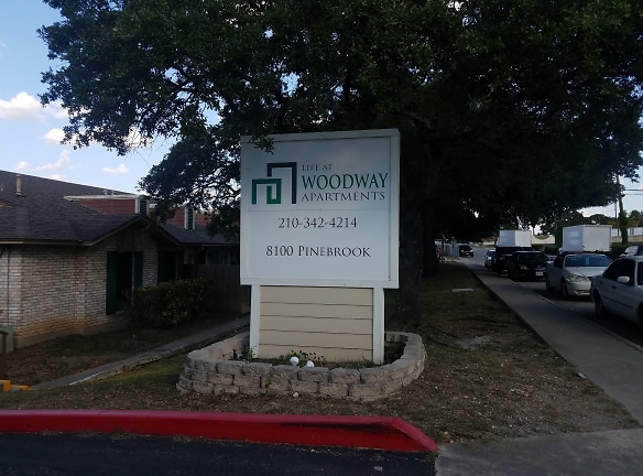 Woodway Apartments - San Antonio, TX