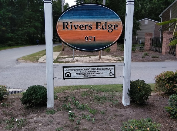 Rivers Edge Apartments - Camden, SC
