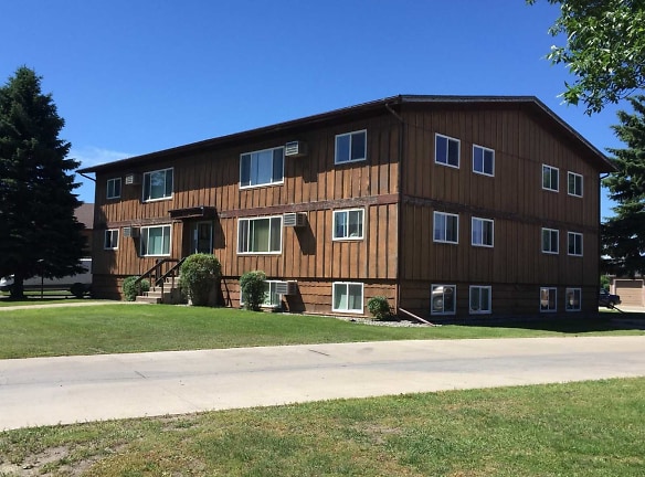 Western Road Apartments - Wahpeton, ND