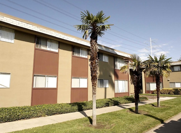 Sun Valley Apartment Homes - Sacramento, CA