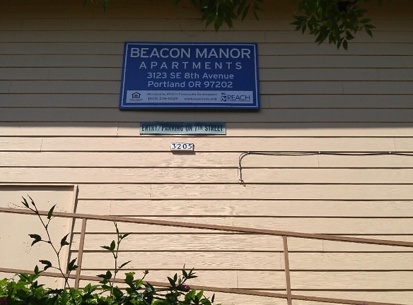 Beacon Manor Apartments - Portland, OR