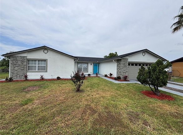 134 Pansy Ct - Kissimmee, FL