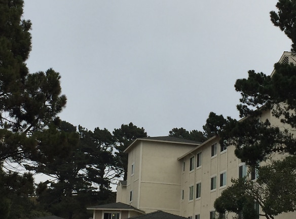Amberwood1 Apartments - Daly City, CA