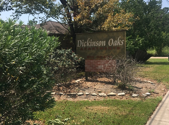 Dickinson Oaks Apartments - Dickinson, TX