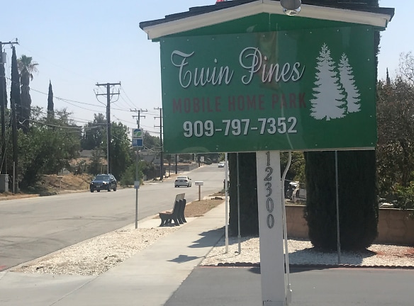 Twin Pines Mobile Home Park Apartments - Yucaipa, CA