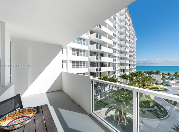 100 Lincoln Rd #619 - Miami Beach, FL