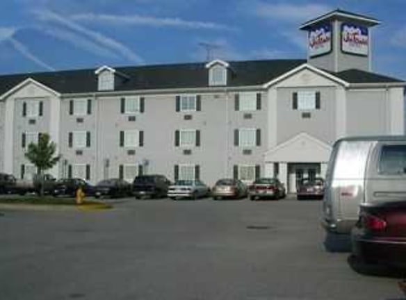 InTown Suites - Indianapolis North (INN) - Indianapolis, IN