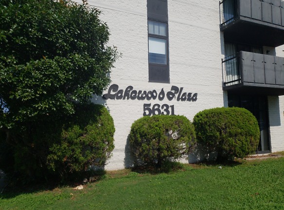 Lakewood Plaza Apts Apartments - Norfolk, VA