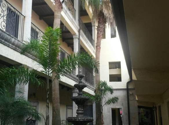 Hannibal Square Apartments - Winter Park, FL