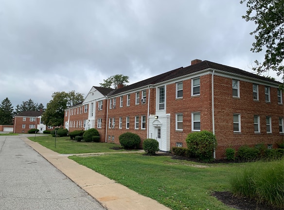Park View Estates Apartments - Cleveland, OH