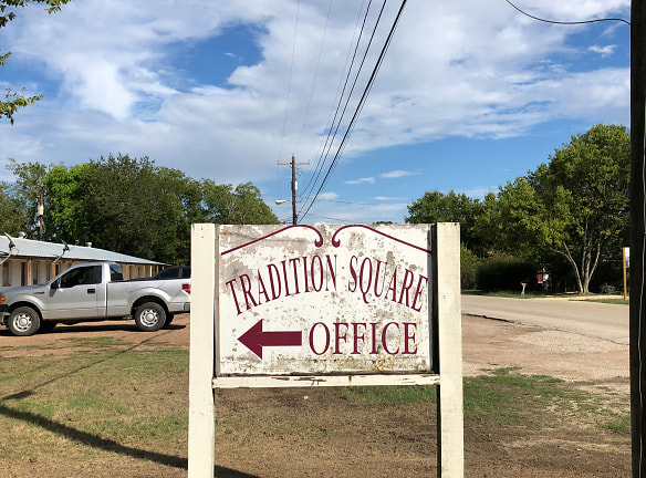 Tradition Square Apartments - Caldwell, TX