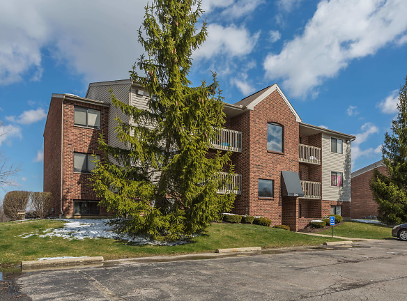 Cedar Wood Apartments - Mansfield, OH