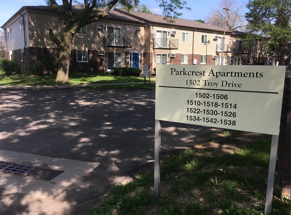 Woodland Park Apartments - Madison, WI