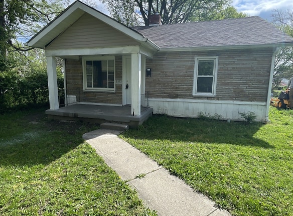 2373 N Oxford St - Indianapolis, IN