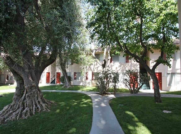Casa Verde Apartments - Riverside, CA