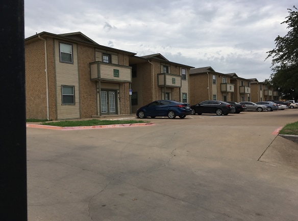 Park Dale Lane Apartments - Fort Worth, TX