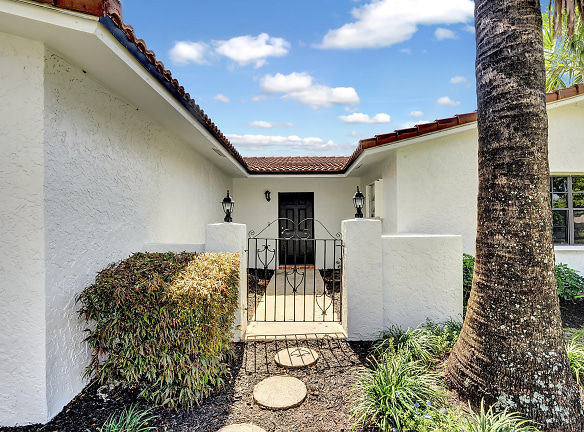 2960 NW 87th Terrace - Coral Springs, FL