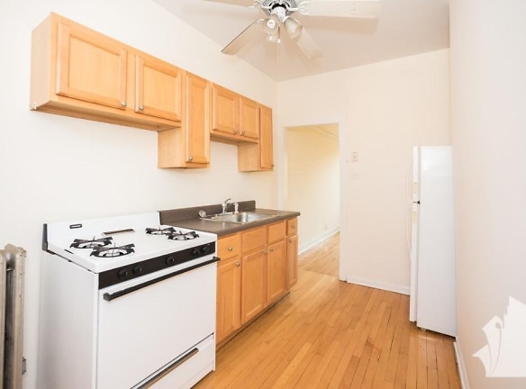 5103 N Winchester Ave unit 5109-2 - Chicago, IL
