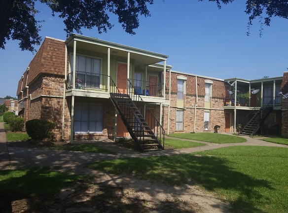 Rollingwood Apartments - Houston, TX