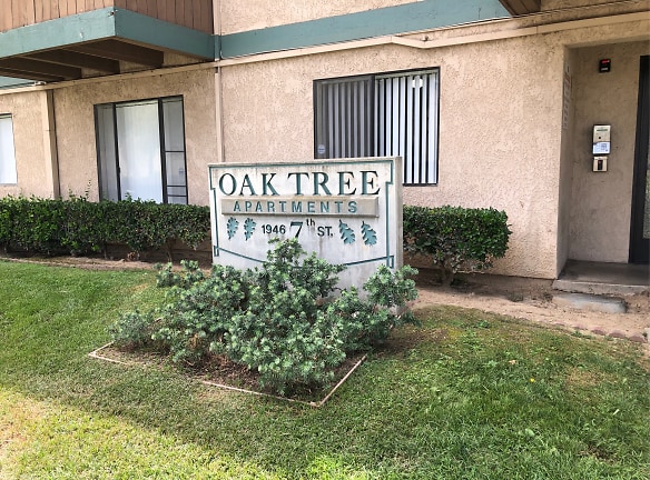 Oaktree Apartments - Riverside, CA