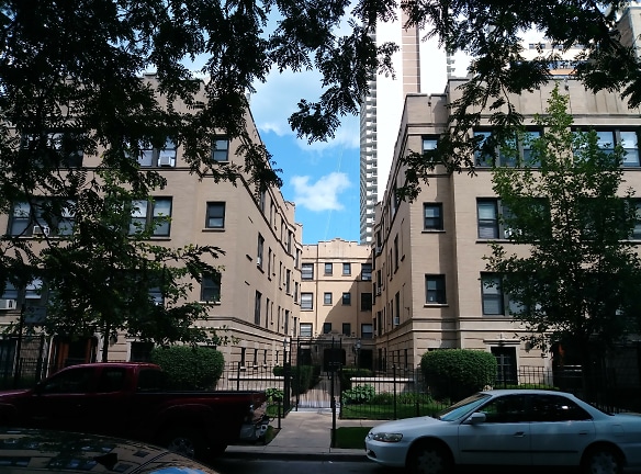 6037 N Kenmore Ave # 6043 Apartments - Chicago, IL