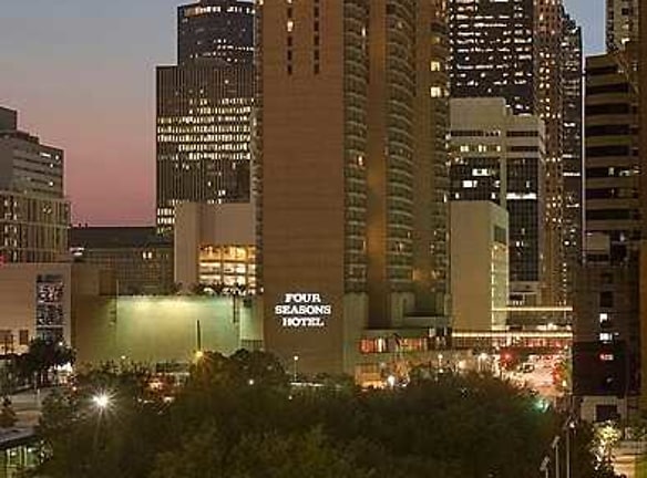 Four Seasons Place - Houston, TX