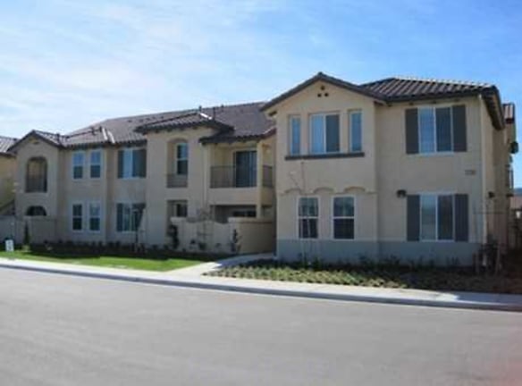Seabreeze Apartments - Lompoc, CA