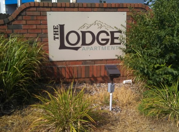 The Lodge Apartments - Lees Summit, MO
