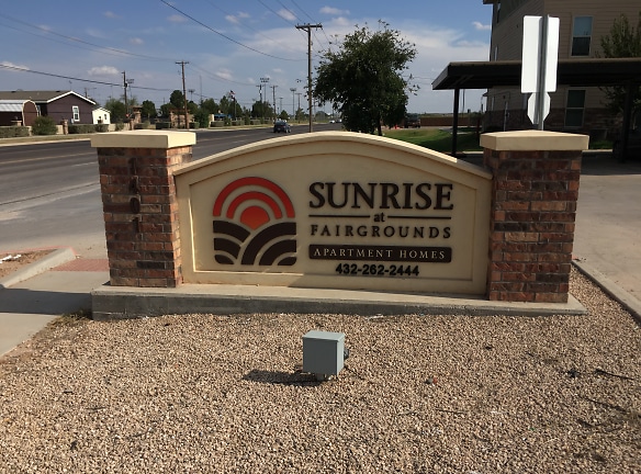 Sunrise At Fairgrounds Apartments - Midland, TX