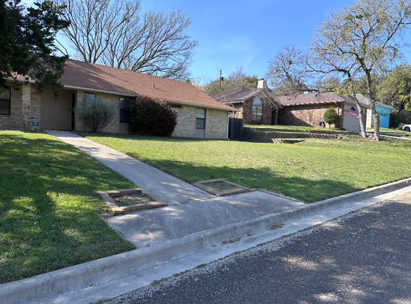 906 End O Trail - Harker Heights, TX