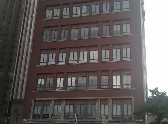 Hunter Building Apartments - Chicago, IL