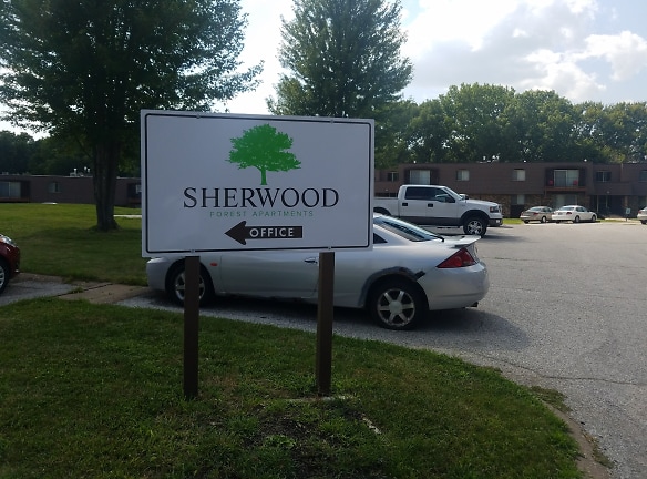 SHERWOOD FOREST APTS Apartments - Davenport, IA