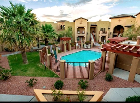Villa Esperanza Condominiums - Las Cruces, NM