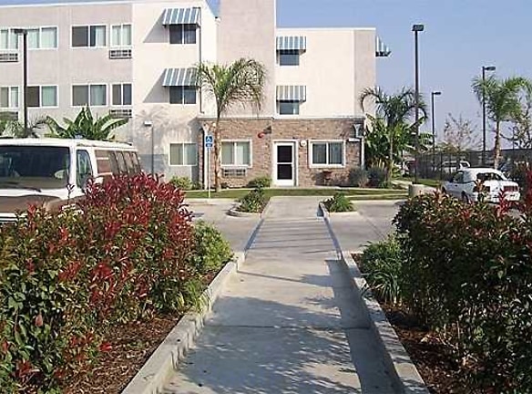 The Camellias Apartments & Homes - Bakersfield, CA