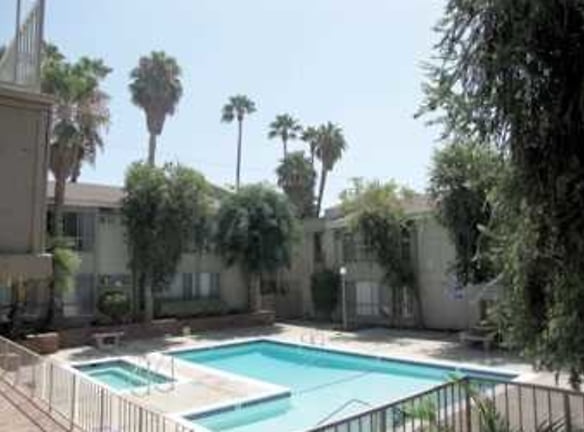 Palm Terrace Apartments - North Hills, CA