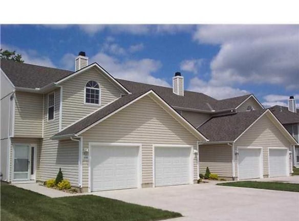 South Garden Townhomes - Harrisonville, MO