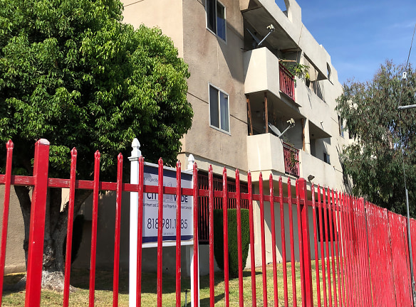 Harmony Gates Apartments - North Hollywood, CA