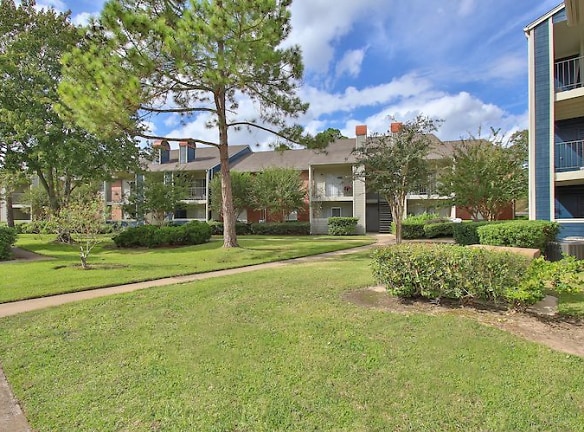 Westmount At Copper Mill Apartments - Houston, TX