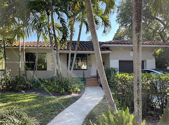 34 NW 97th St - Miami Shores, FL