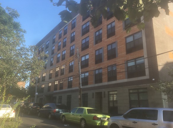 450 GOUVERNEUR PL Apartments - Bronx, NY