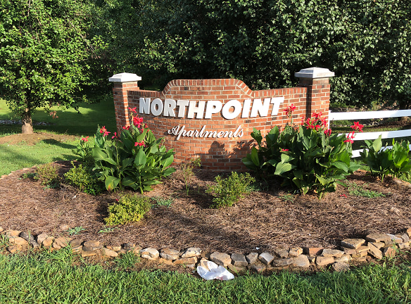 North Point Apartments - Lexington, NC