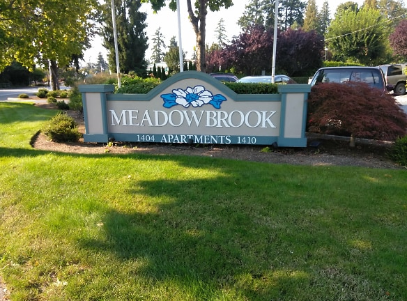 Meadowbrook Apartments - Shoreline, WA