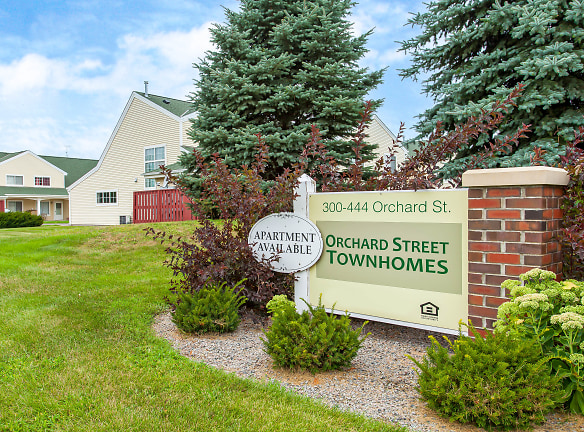 Orchard Street Townhomes - Belle Plaine, MN