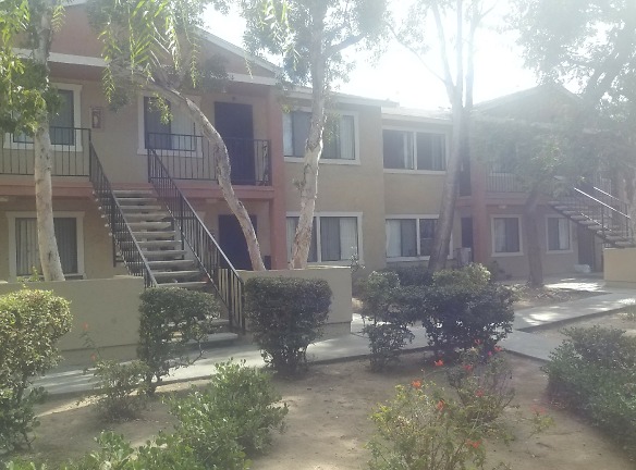 Creekside Villas Apartments - San Diego, CA