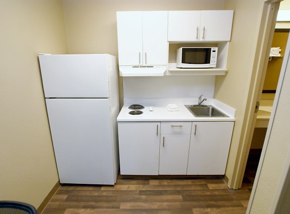 Furnished Studio - Knoxville - Cedar Bluff - Knoxville, TN