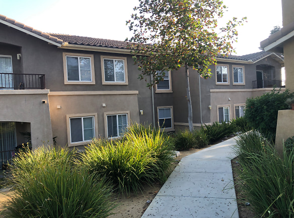 Mariposa Apartments - Carlsbad, CA