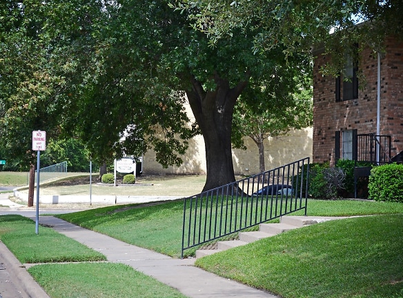 Archer Village - Sherman, TX