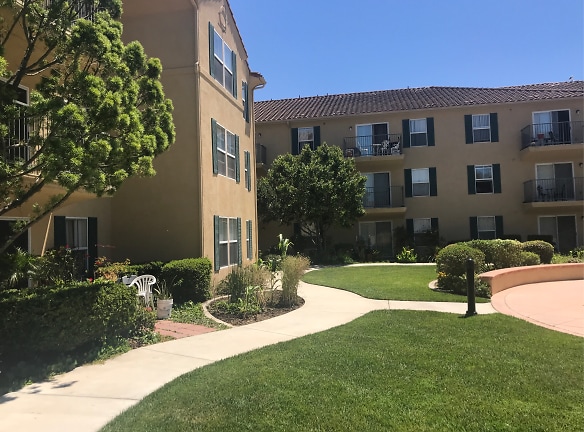 Camino Del Sol Apartments - Oxnard, CA