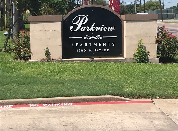 Parkview Apartment Homes - Sherman, TX