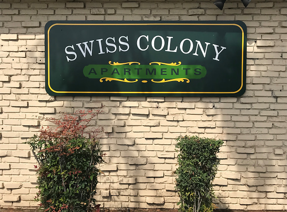 Swiss Colony Apartments - Fresno, CA